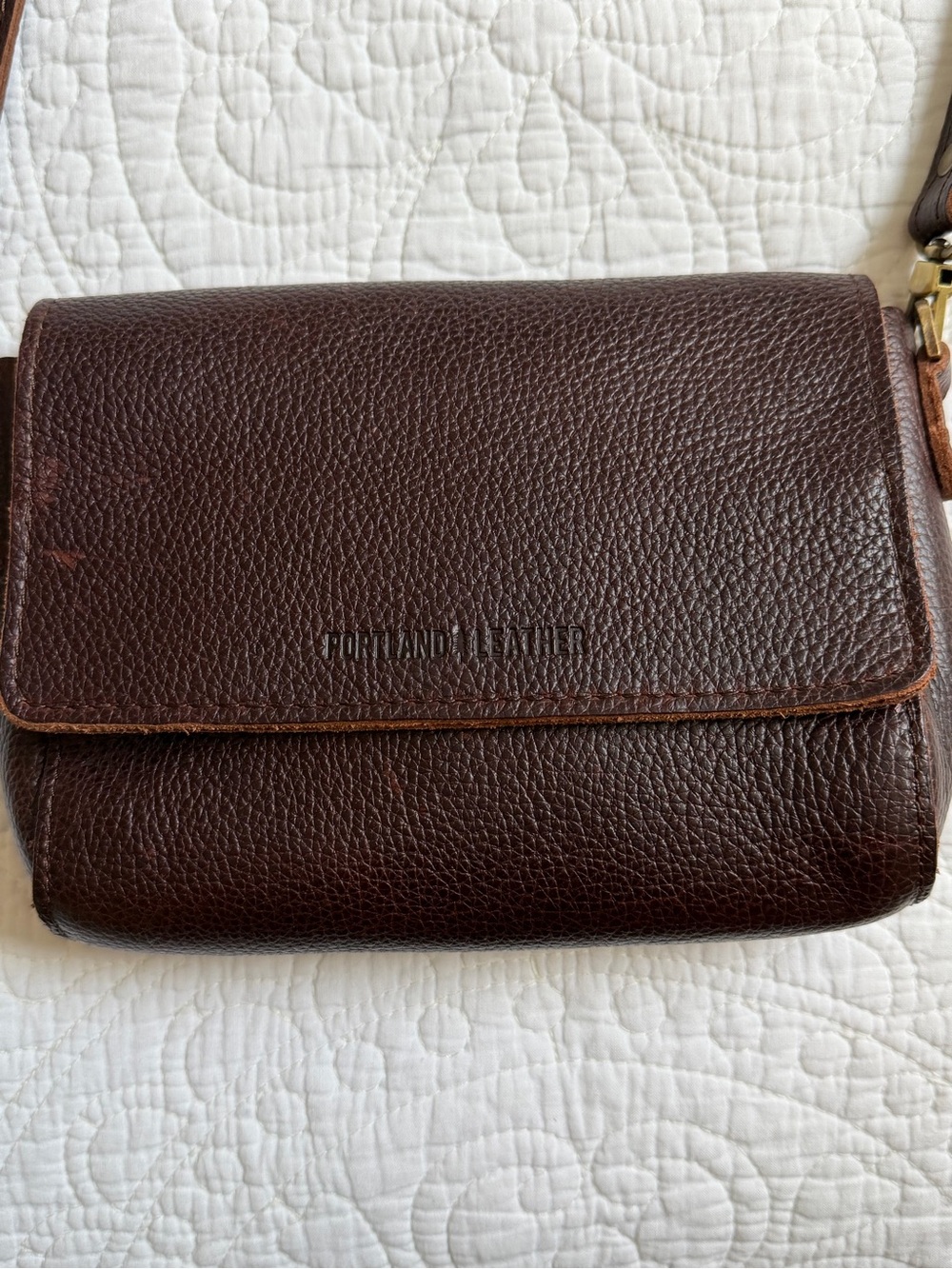 Portland Leather Metro Mini Crossbody and small zip wallet dark brown - Picture 3 of 9